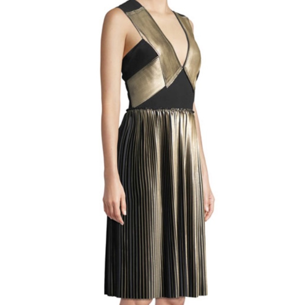 Foil pleated midi - Picture 3 of 8